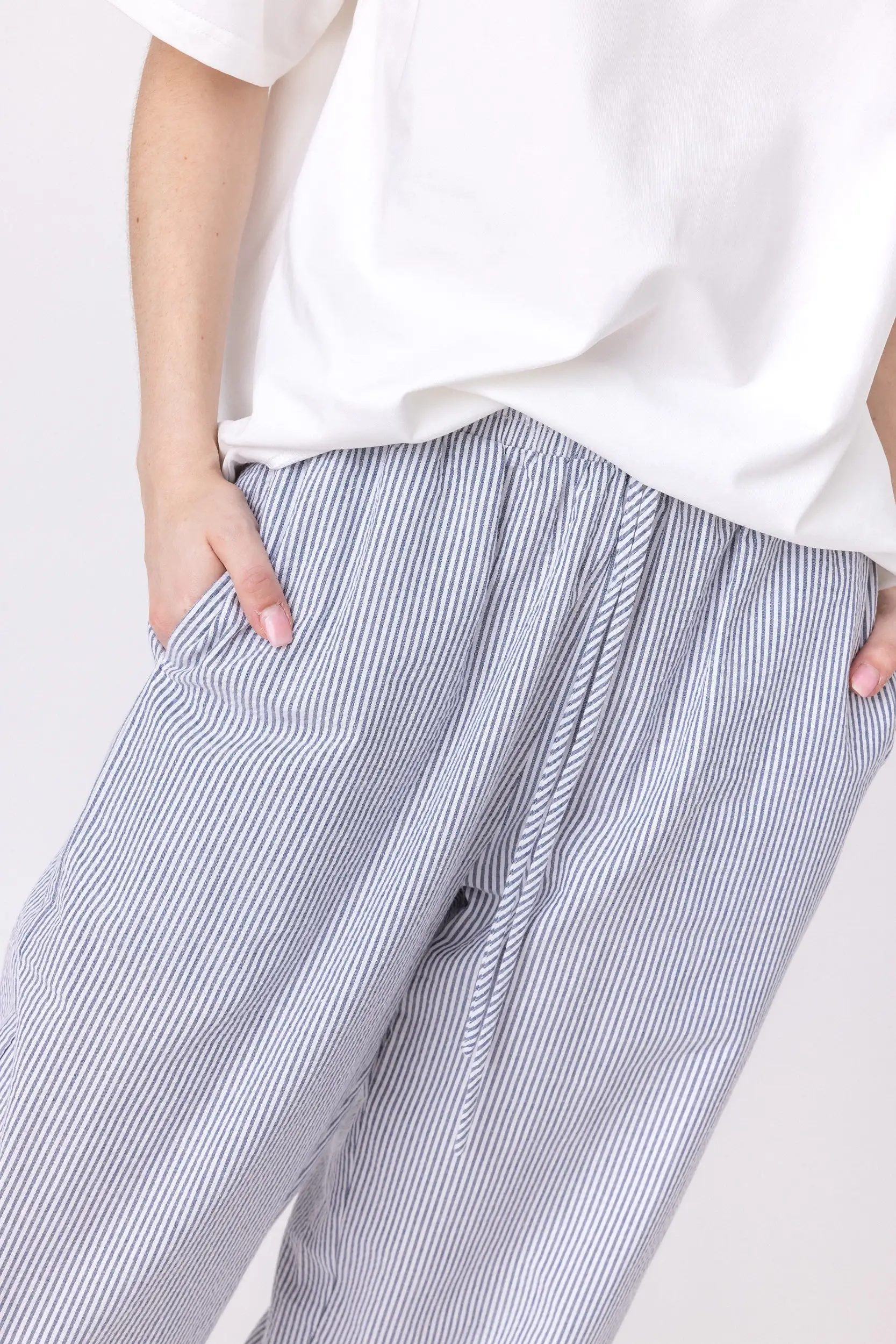 BOTEGO Pants Navy Stripe