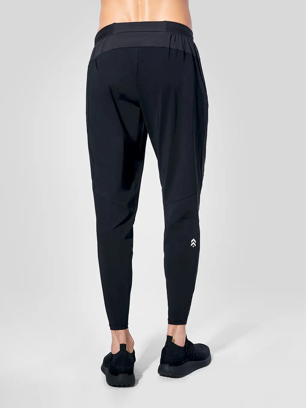 LULULEMON BLACK SURGE HYBRID PANT