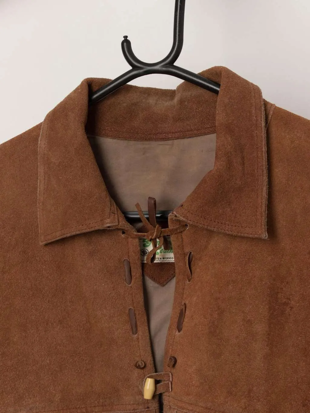 Men’s 70s vintage suede fringed jacket in brown, made in Mexico – Medium