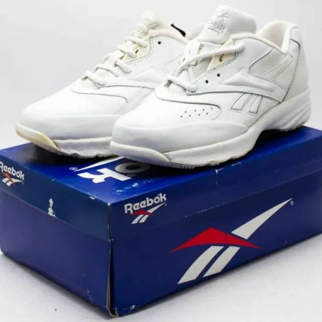 Reebok women's vintage 1994 comfort walk dmx shoes 11-26186 white sz. 6.5