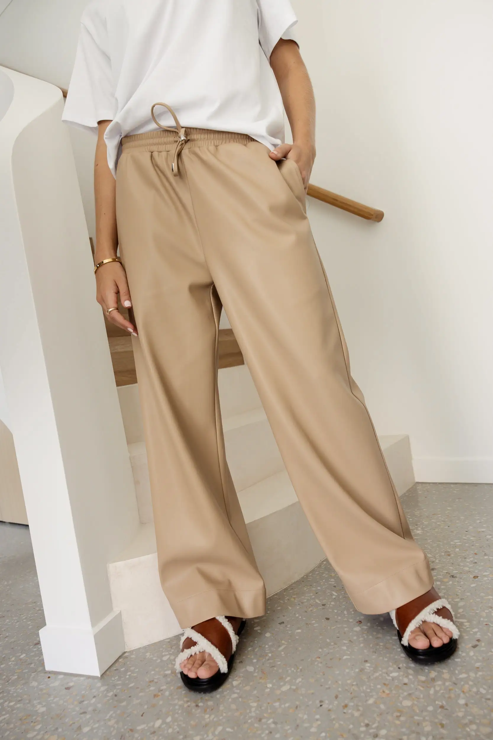 ROLLO Vegan Pants Beige