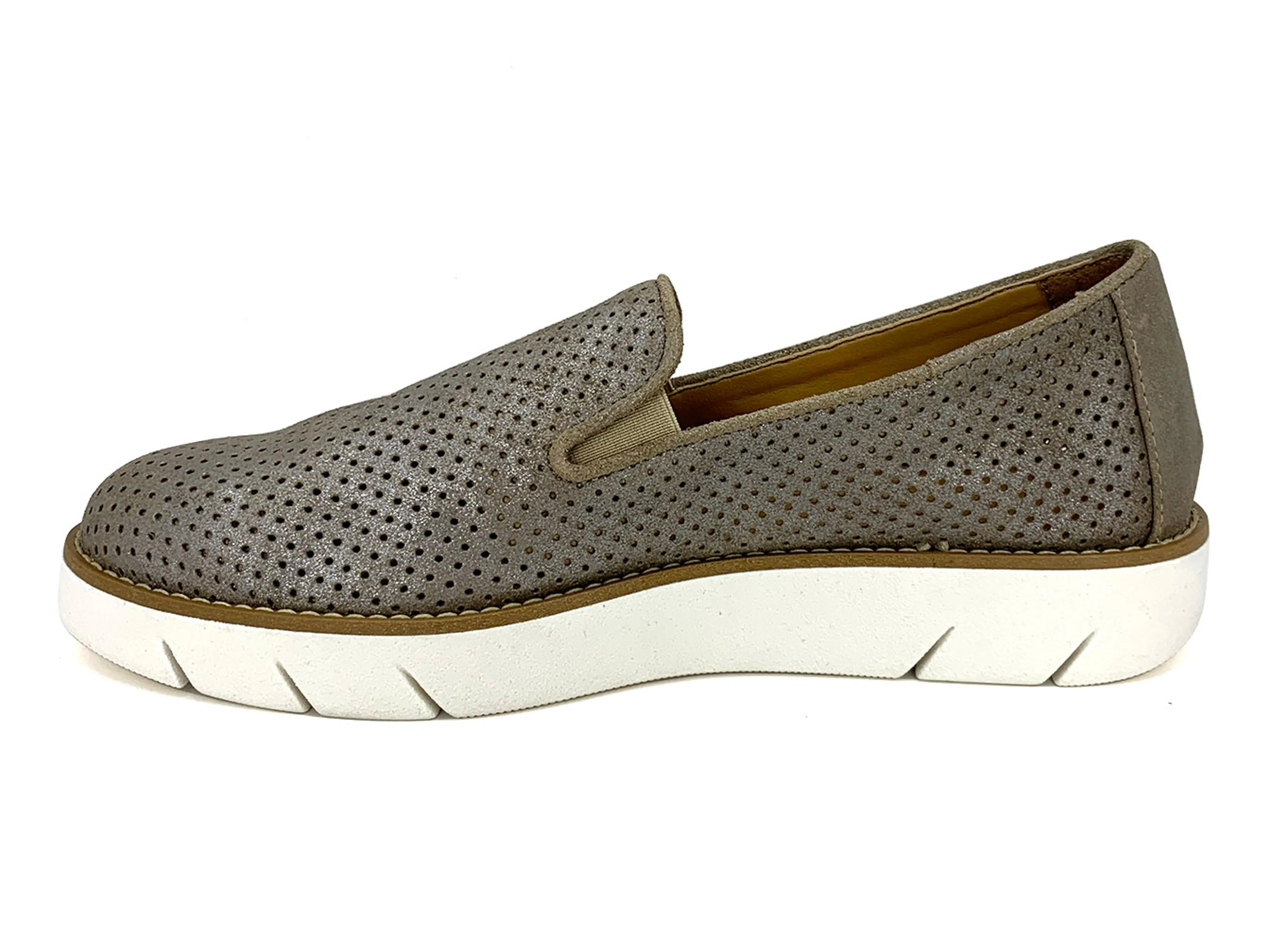 The FLEXX Daily Women's Slip-on Shoe Taupe